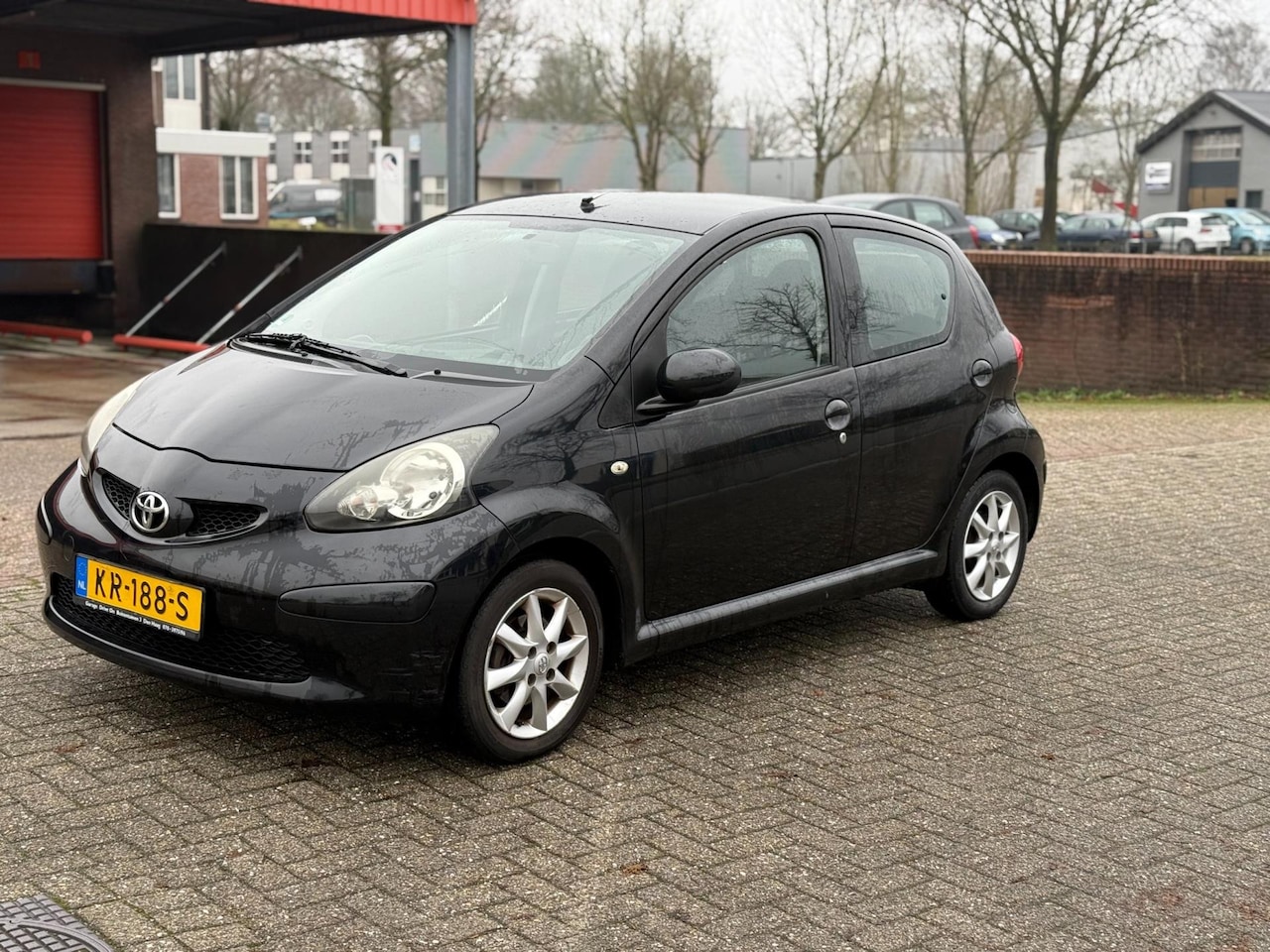 Toyota Aygo - 1.0-12V / Airco + NWE KOPPELING + 1 JAAR APK - AutoWereld.nl