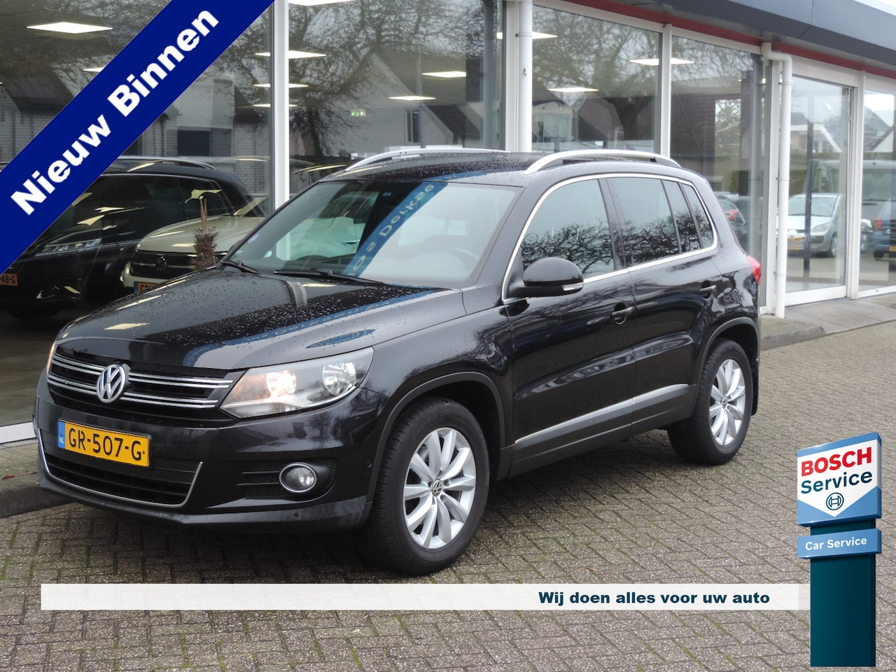 Volkswagen Tiguan - 1.4 TSI 160PK Sport&Style DSG - Carplay | Camera | Parkeerass. | Trekhaak | Extra set wint - AutoWereld.nl