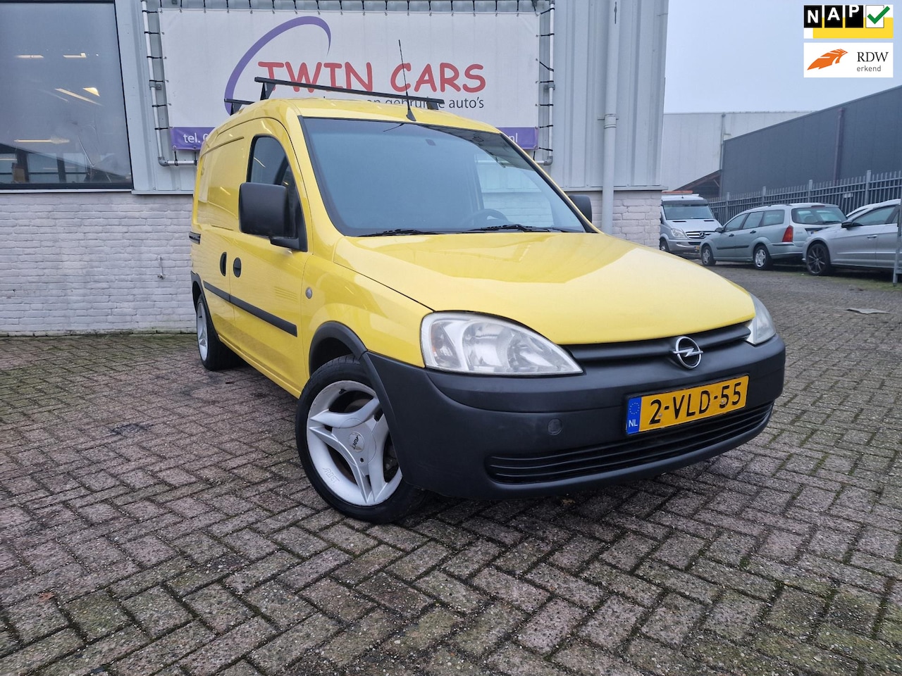 Opel Combo - 1.3 CDTi Base Airco - AutoWereld.nl