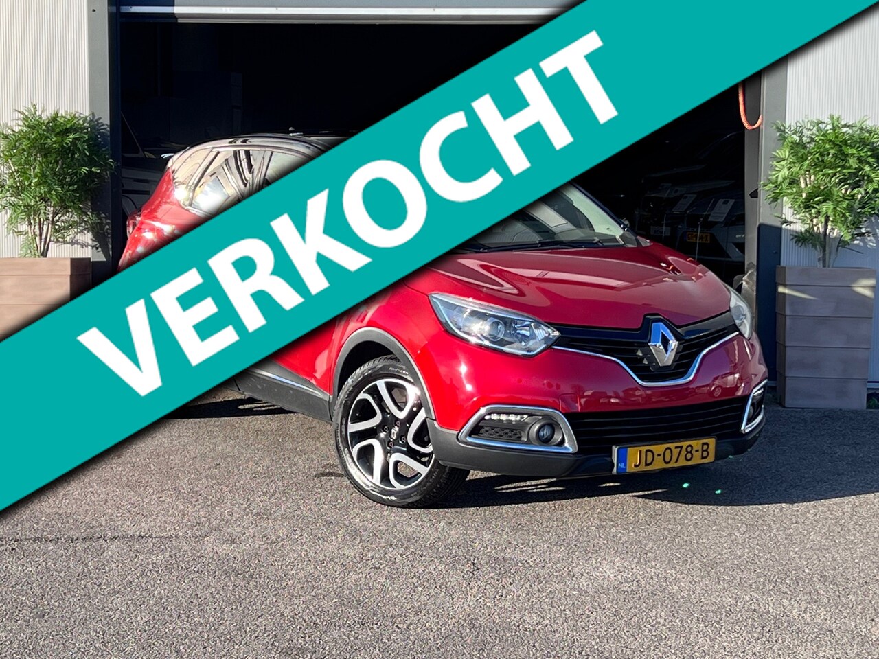 Renault Captur - 0.9 TCe Dynamique / CAMERA / NAP / NAVI / AIRCO / KEYLESS / TREKHAAK / CRUISE / LED / - AutoWereld.nl