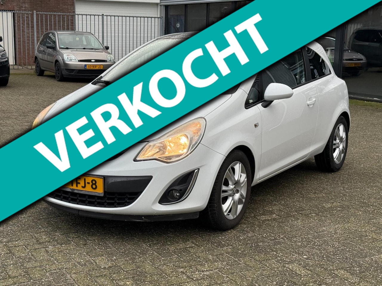 Opel Corsa - 1.2 EcoFlex Color Edition LPG APK - AutoWereld.nl