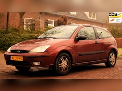 Ford Focus - 1.6-16V Trend MET AIRCO, ELEC. RAMEN, TREKHAAK EN MEER