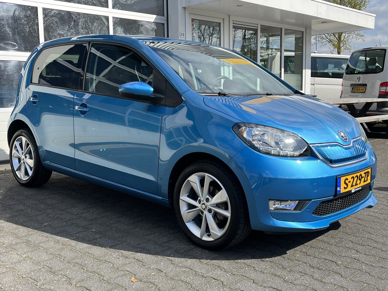 Skoda Citigo e-iV - EV Style PDC Stoelverwarming DAB Multimedia-voorbereiding - AutoWereld.nl