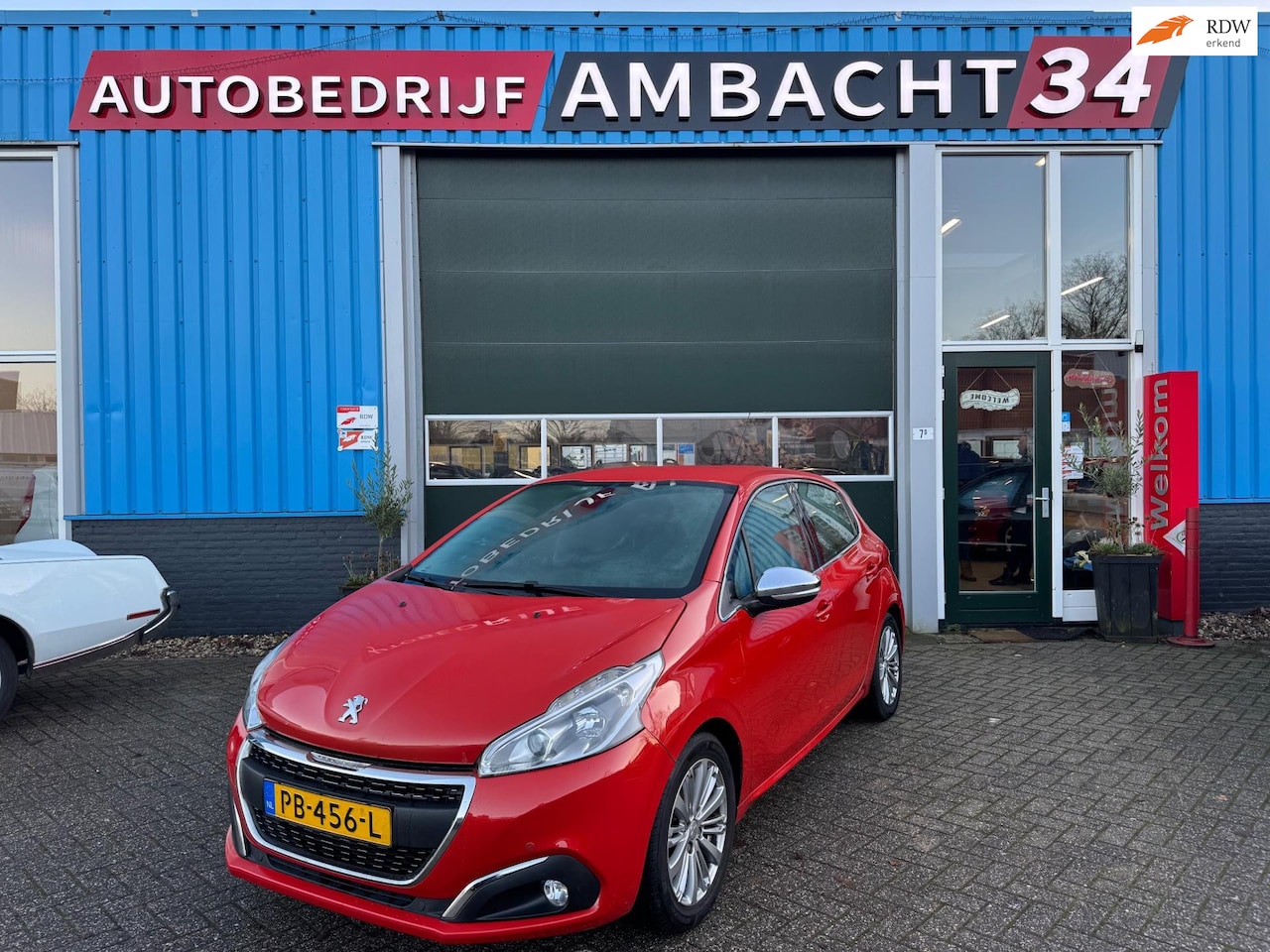 Peugeot 208 - 1.6 BlueHDi Blue Lease Executive 1.6 BlueHDi Blue Lease Executive - AutoWereld.nl