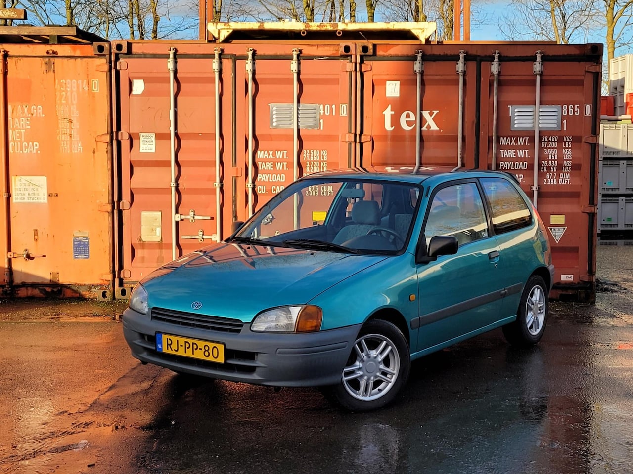 Toyota Starlet - 1.3-16V | APK 22-05-2025 | Stuurbekrachtiging | Centrale deurvergrendeling | Sportvelgen - AutoWereld.nl