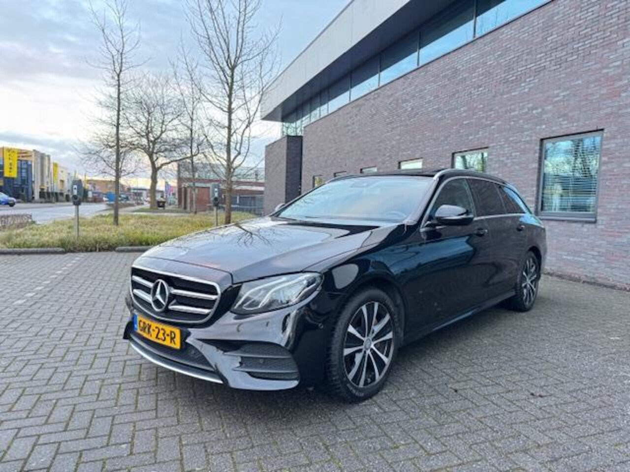 Mercedes-Benz E-klasse Estate - 220 d Business Solution AMG 220 d Business Solution AMG - AutoWereld.nl