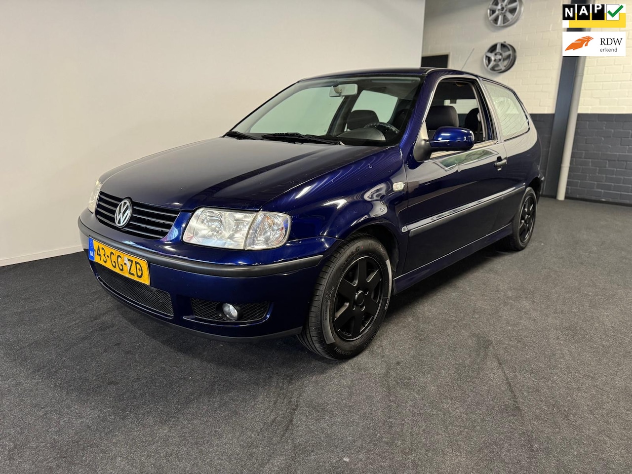 Volkswagen Polo - 1.4-16V Comfortline 1.4-16V Comfortline/ Nieuwe APK - AutoWereld.nl