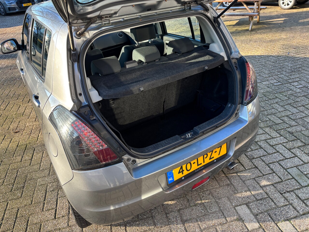 Suzuki Swift - 1.3 Cool | Org-NL auto. 1e eig. Lage km. Airco.