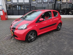 Toyota Aygo - 1.0-12V +