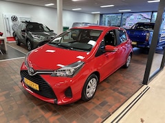 Toyota Yaris - 1.0 VVT-i Now 1e eigenaar, door ons geleverd en onderhouden