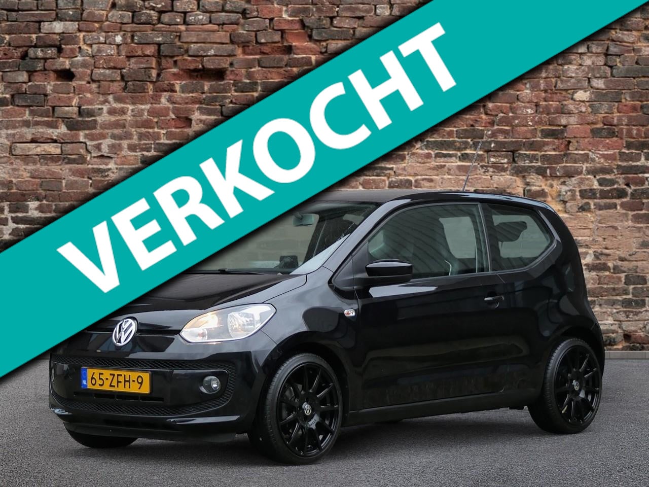 Volkswagen Up! - 1.0 high up! BlueMotion | Leder | Bluetooth | Airco - AutoWereld.nl