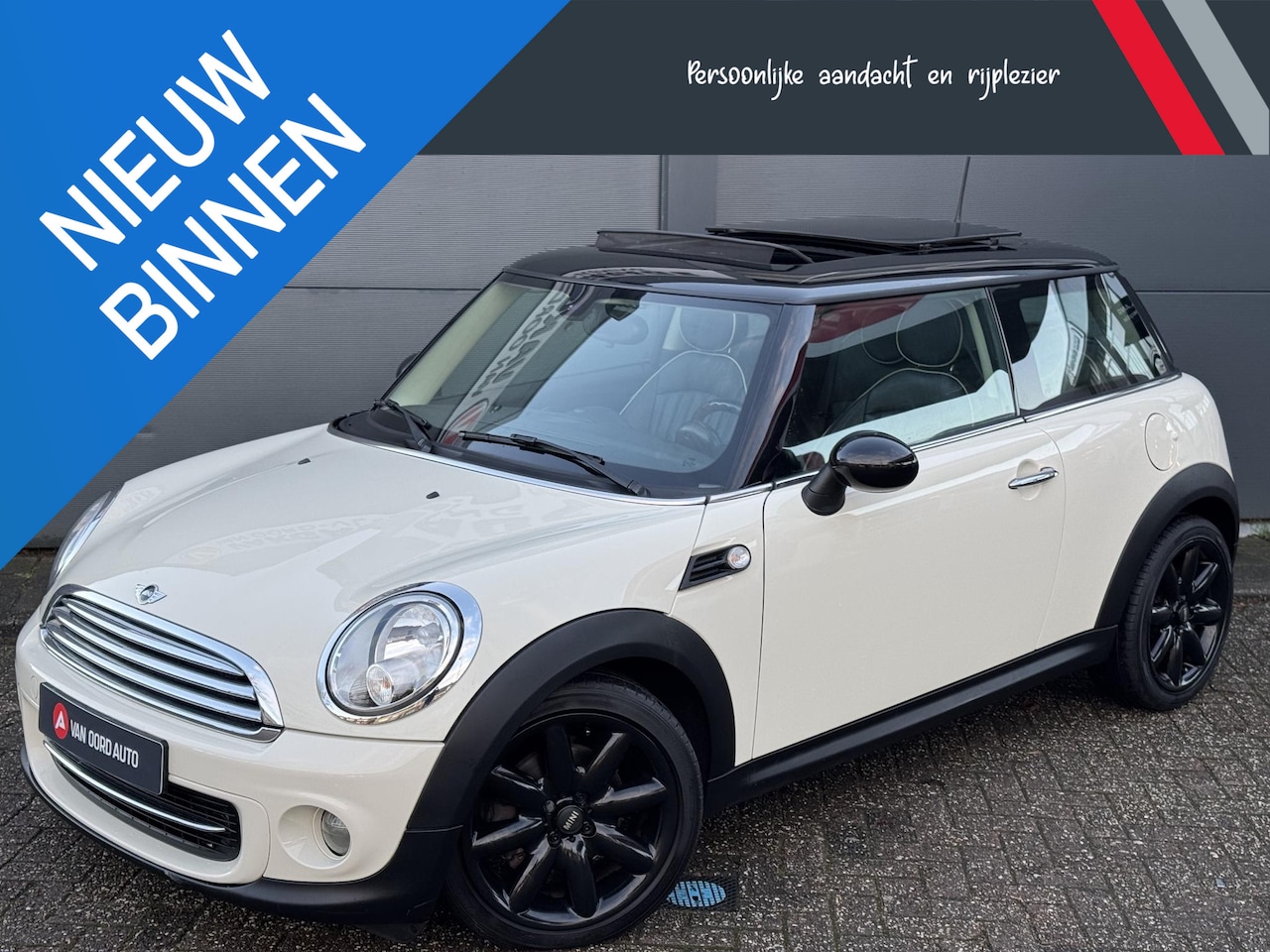 MINI Cooper - Mini 1.6 Salt / Clima / Pano / Leer - AutoWereld.nl