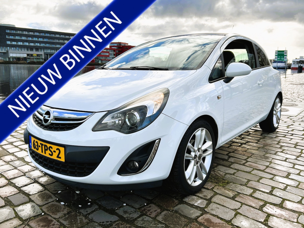 Opel Corsa - 1.4-16V Color Edition Airco LMV - AutoWereld.nl