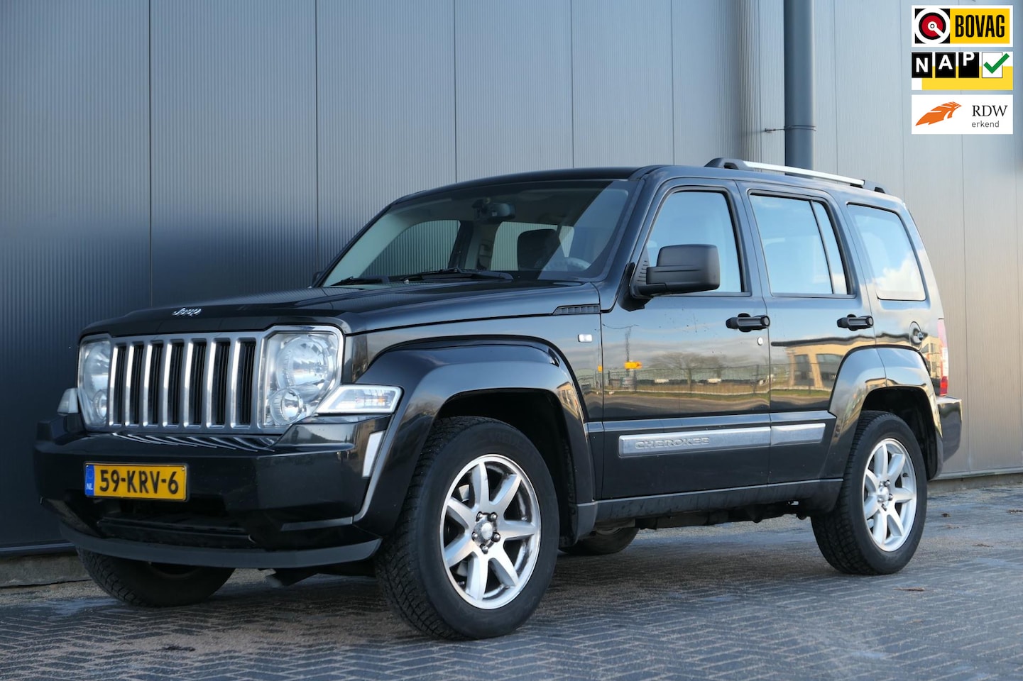 Jeep Cherokee - 2.8 CRD Sport Navi Clima Leder Automaat NAP - AutoWereld.nl