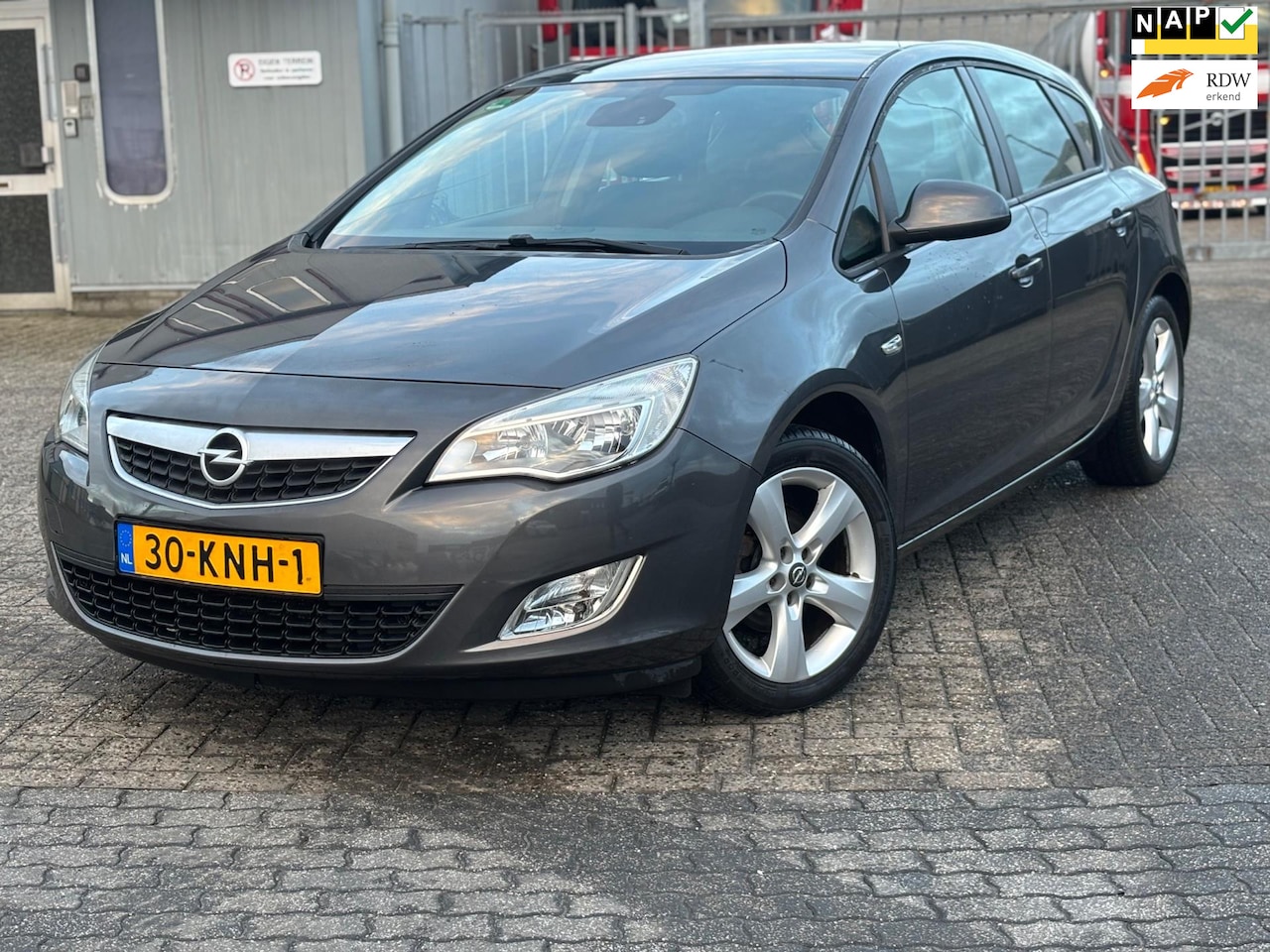 Opel Astra - 1.6 Edition 1.6 Edition, Nap, Nwe Apk, Airco, Elek pkt - AutoWereld.nl