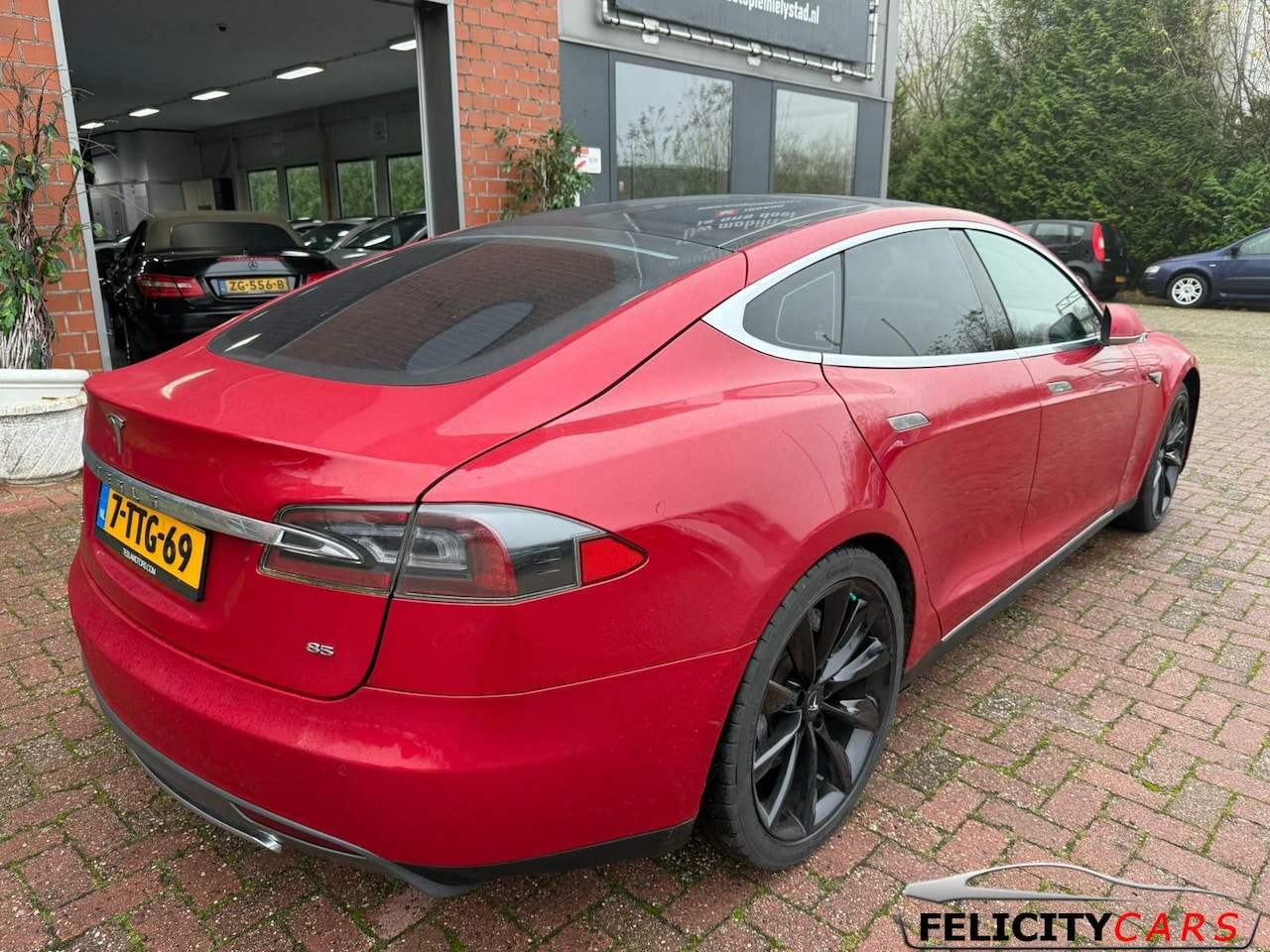 Tesla Model S - 85 pano leer navi ccs gratis laden - AutoWereld.nl