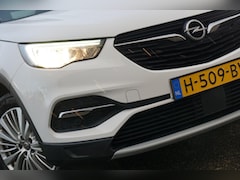 Opel Grandland X - 1.2 Turbo Business Exec. 130pk Automaat - White Jade - Winterpakket 1