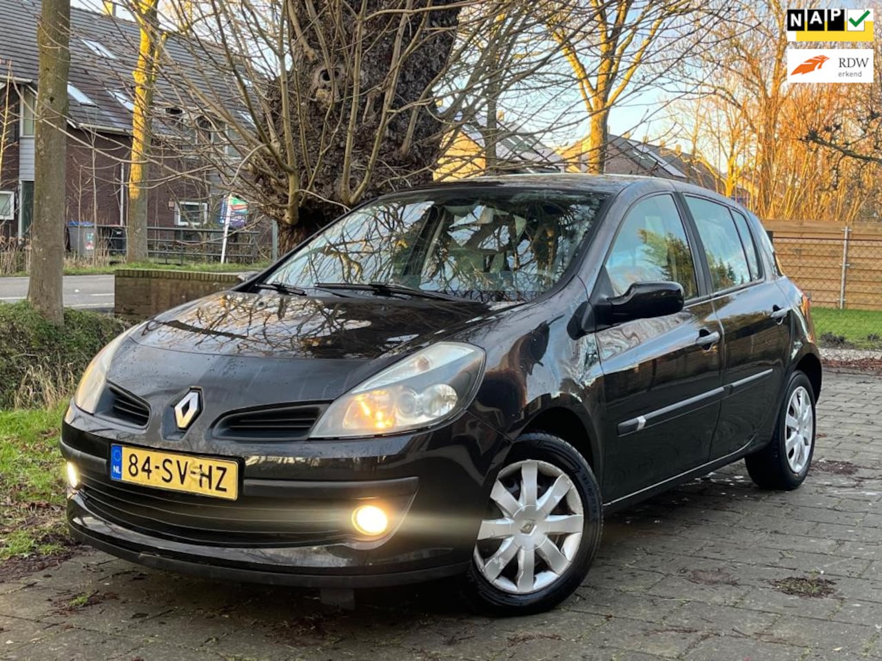 Renault Clio - 1.4-16V Dynamique Luxe | NAP | Clima | - AutoWereld.nl