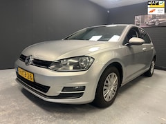 Volkswagen Golf - 1.6 TDI BlueMotion DSG Navi Parkeersensoer Automaat