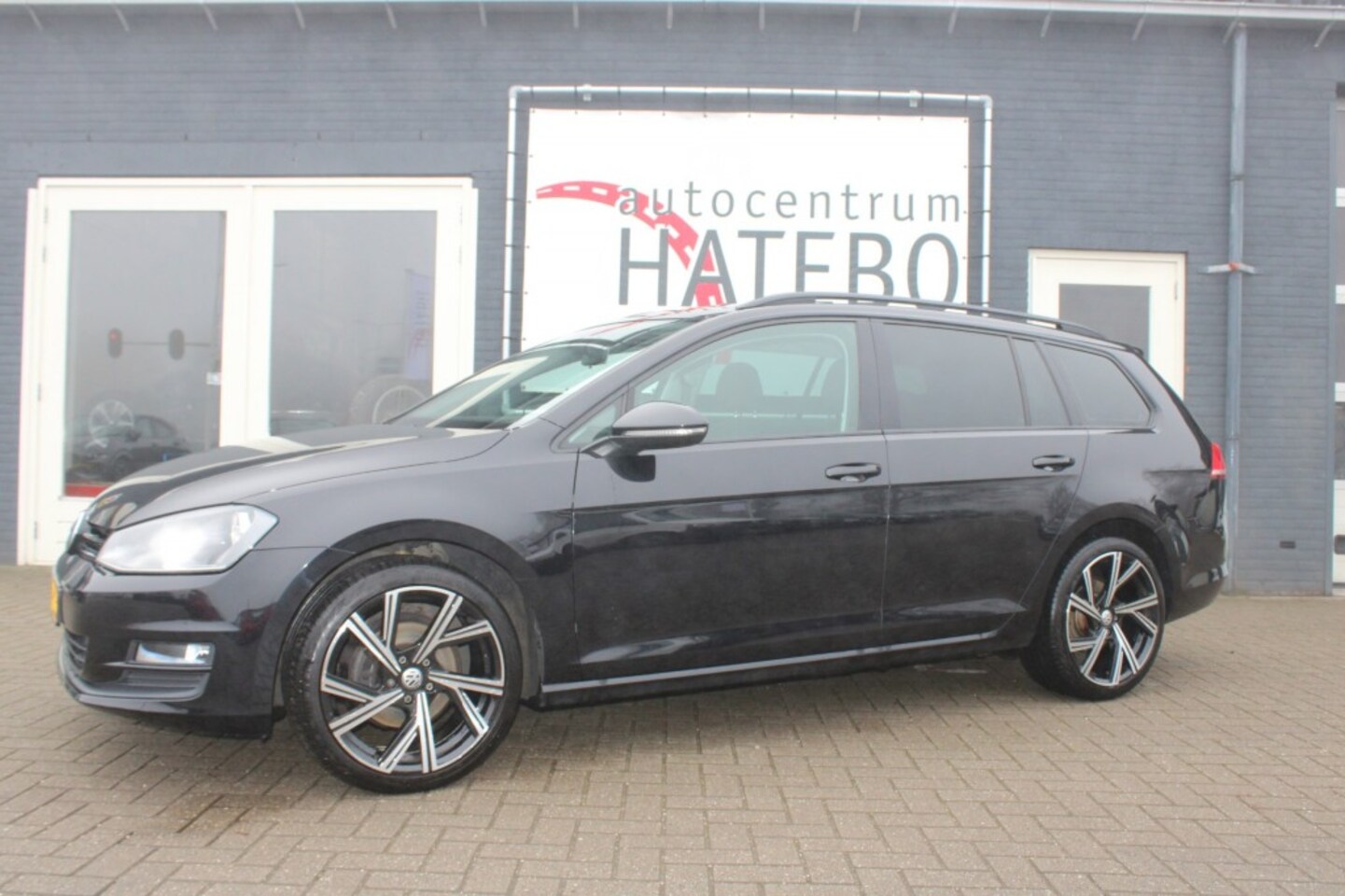 Volkswagen Golf - 1.2 TSI 105pk TRENDLINE Navi Climate PDC 18LM! Mooi! - AutoWereld.nl