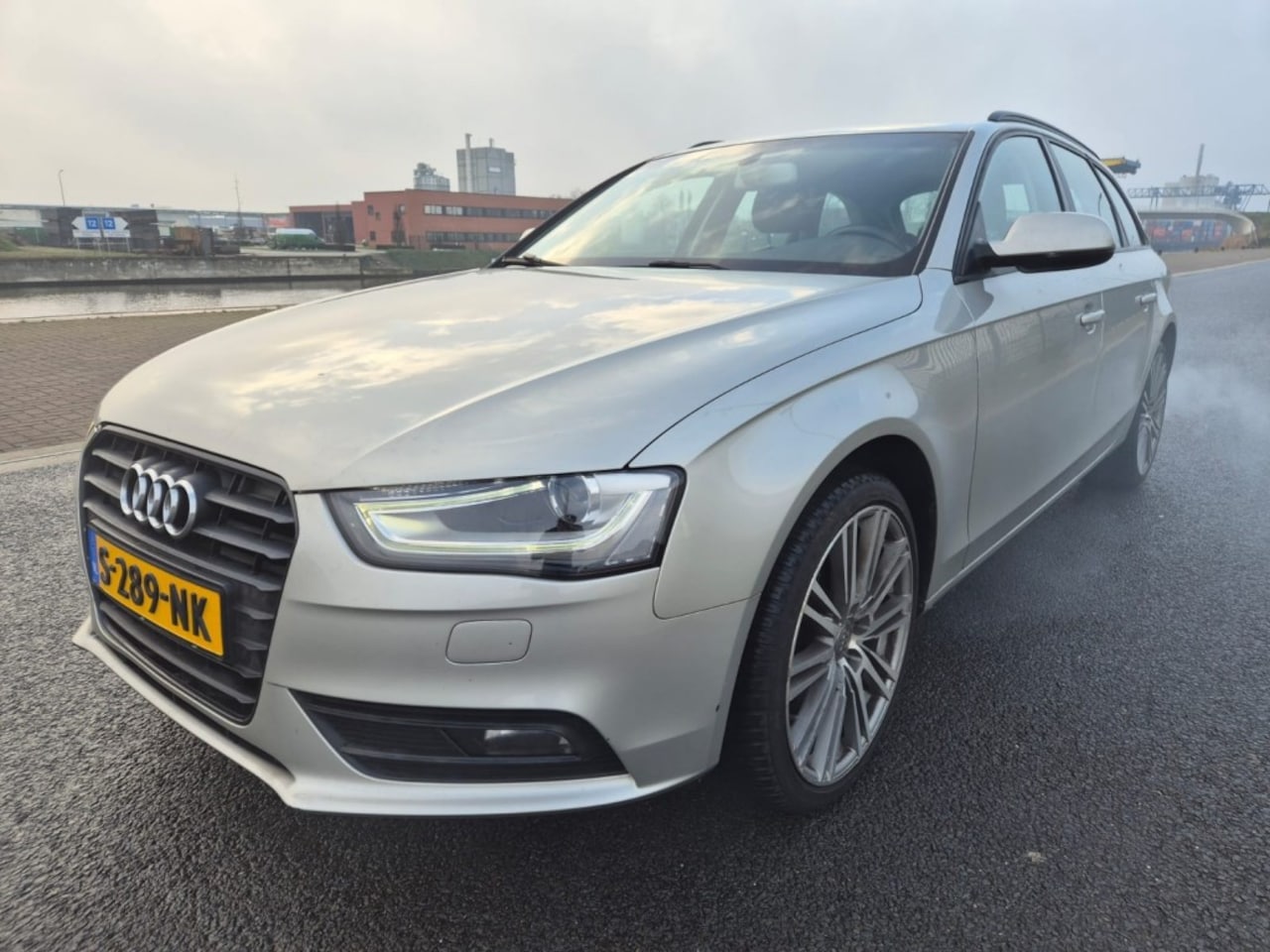 Audi A4 - 1.8 TFSi Pro line bussiness  MOTOR ROOKT ! - AutoWereld.nl