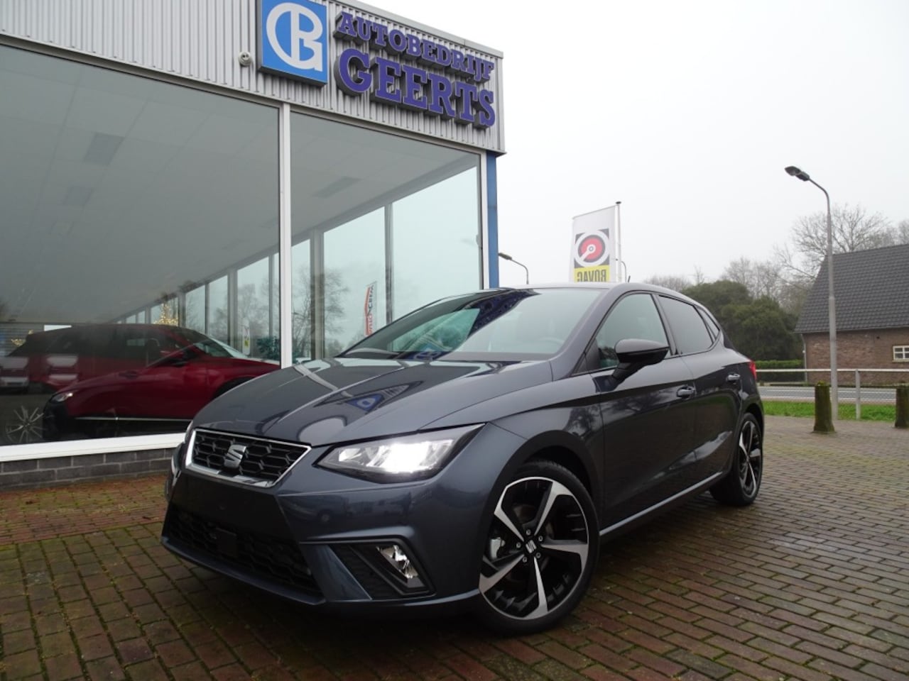 Seat Ibiza - 1.0 TSI 116pk FR Automaat Camera/18 inch/Camera/Clima/Adap cruis - AutoWereld.nl