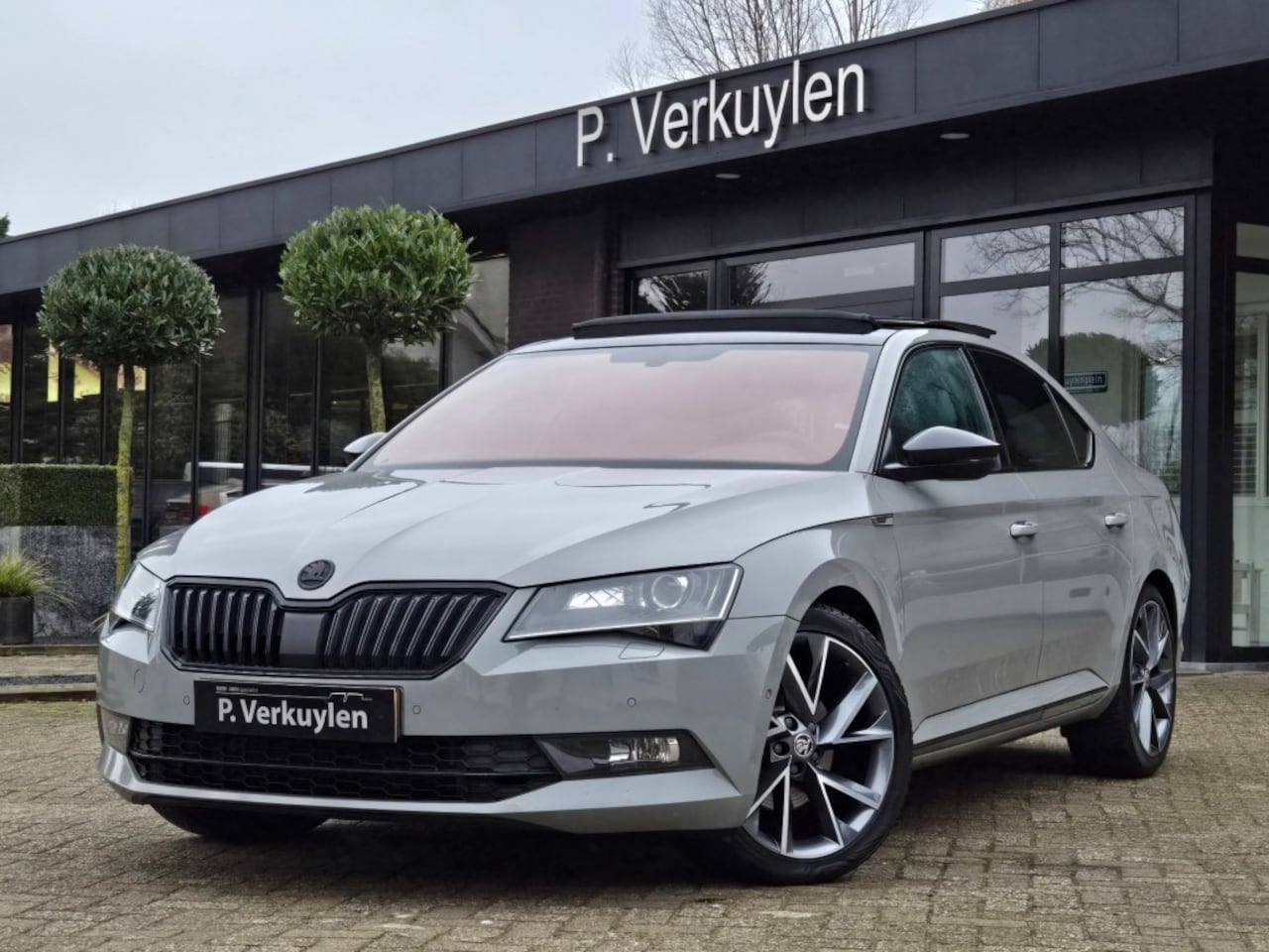 Skoda Superb - 1.5 TSI SPORTL. BNS I PANORAMA I STOELEN MEMORY I CAMERA I TREKH - AutoWereld.nl