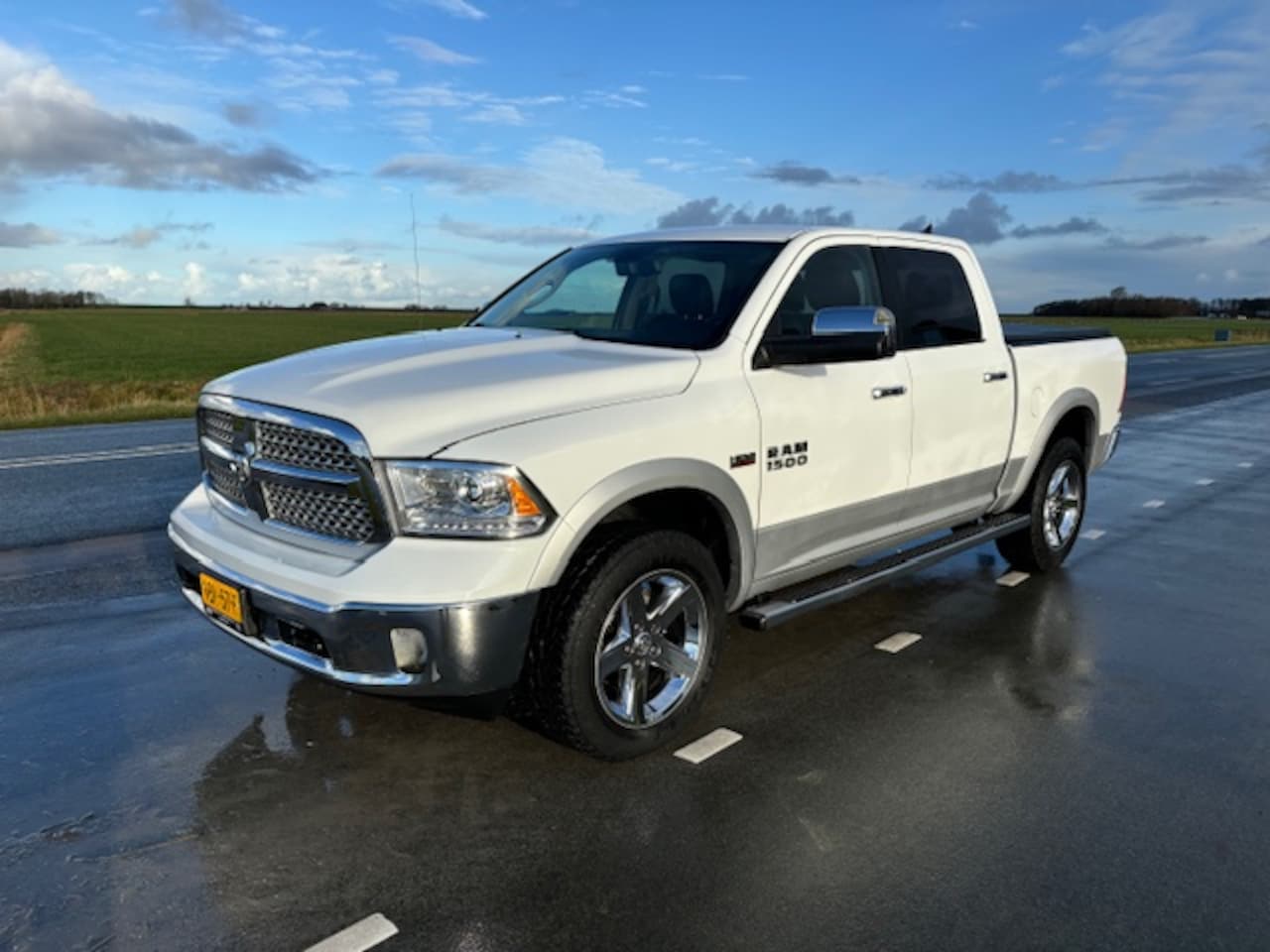 Dodge Ram 1500 - 4x4 luchtvering 200 liter lpg MARGE BTW VRIJ - AutoWereld.nl