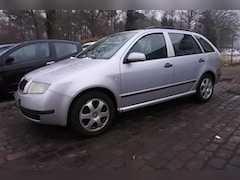 Skoda Fabia Combi - 1.4-16V Comfort apk 12-6-2025 215 dkm