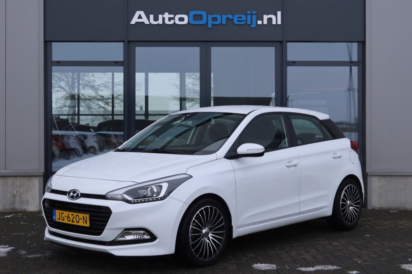 Hyundai i20 - 1.0 T-GDI Comfort 101pk Clima, NAVI, Camera, LM-Velgen, PDC - AutoWereld.nl