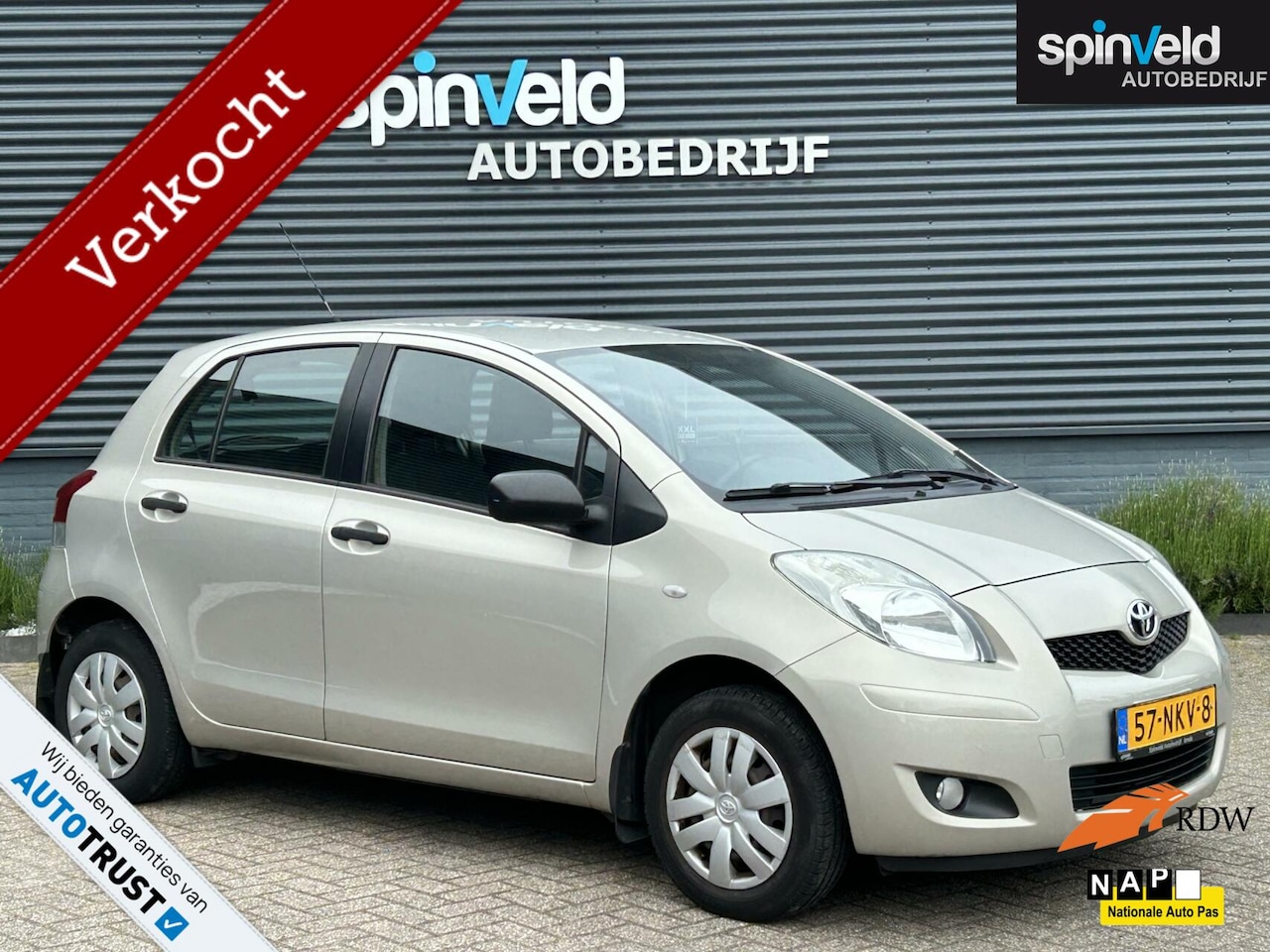 Toyota Yaris - 1.0 VVTi Acces BJ '10 NAP NL AIRCO ELEK PAKKET - AutoWereld.nl