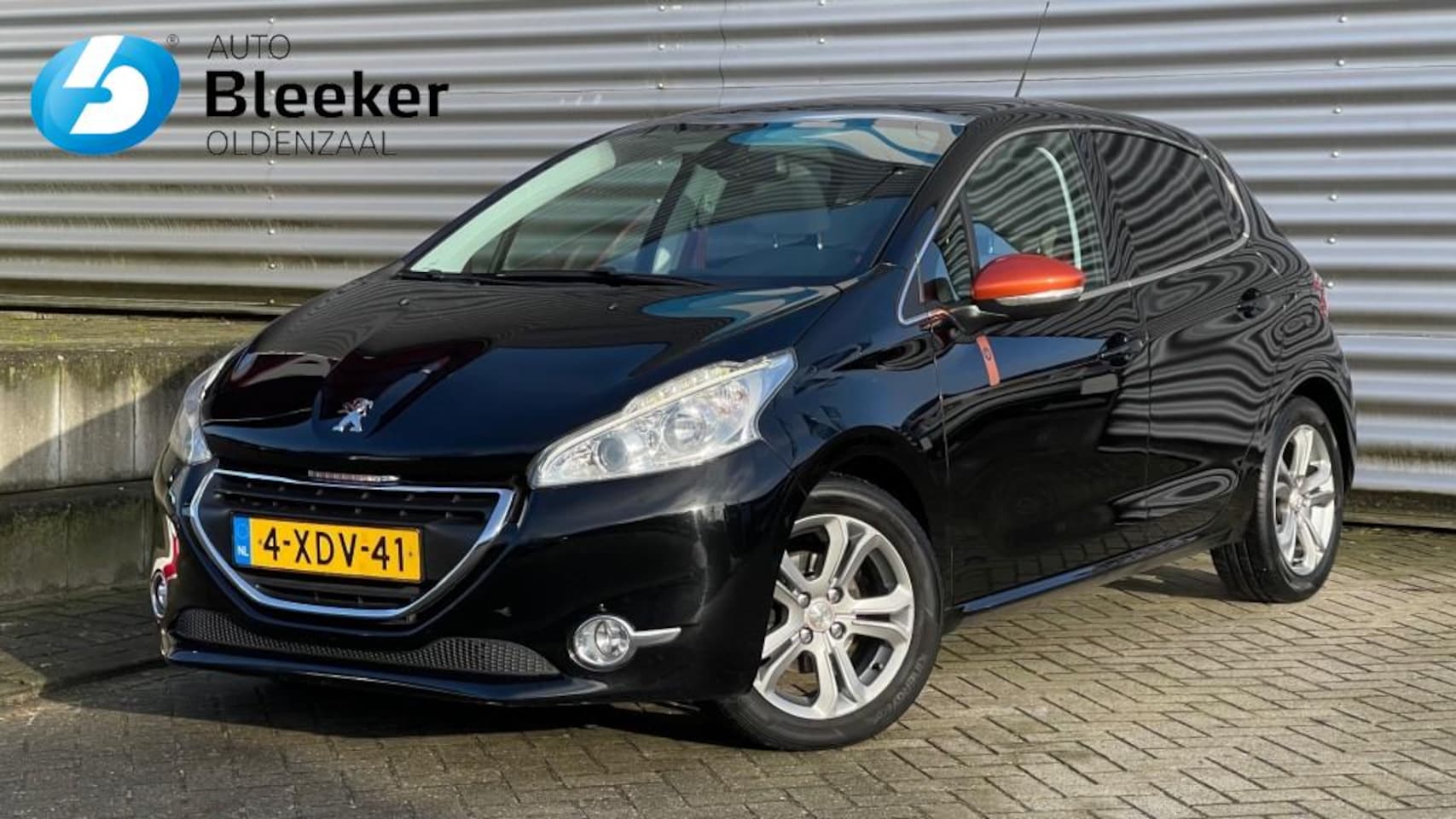 Peugeot 208 - 1.6 VTI Roland Garr Airco Leder Pano Cruise Navi Stoel verwarmd - AutoWereld.nl