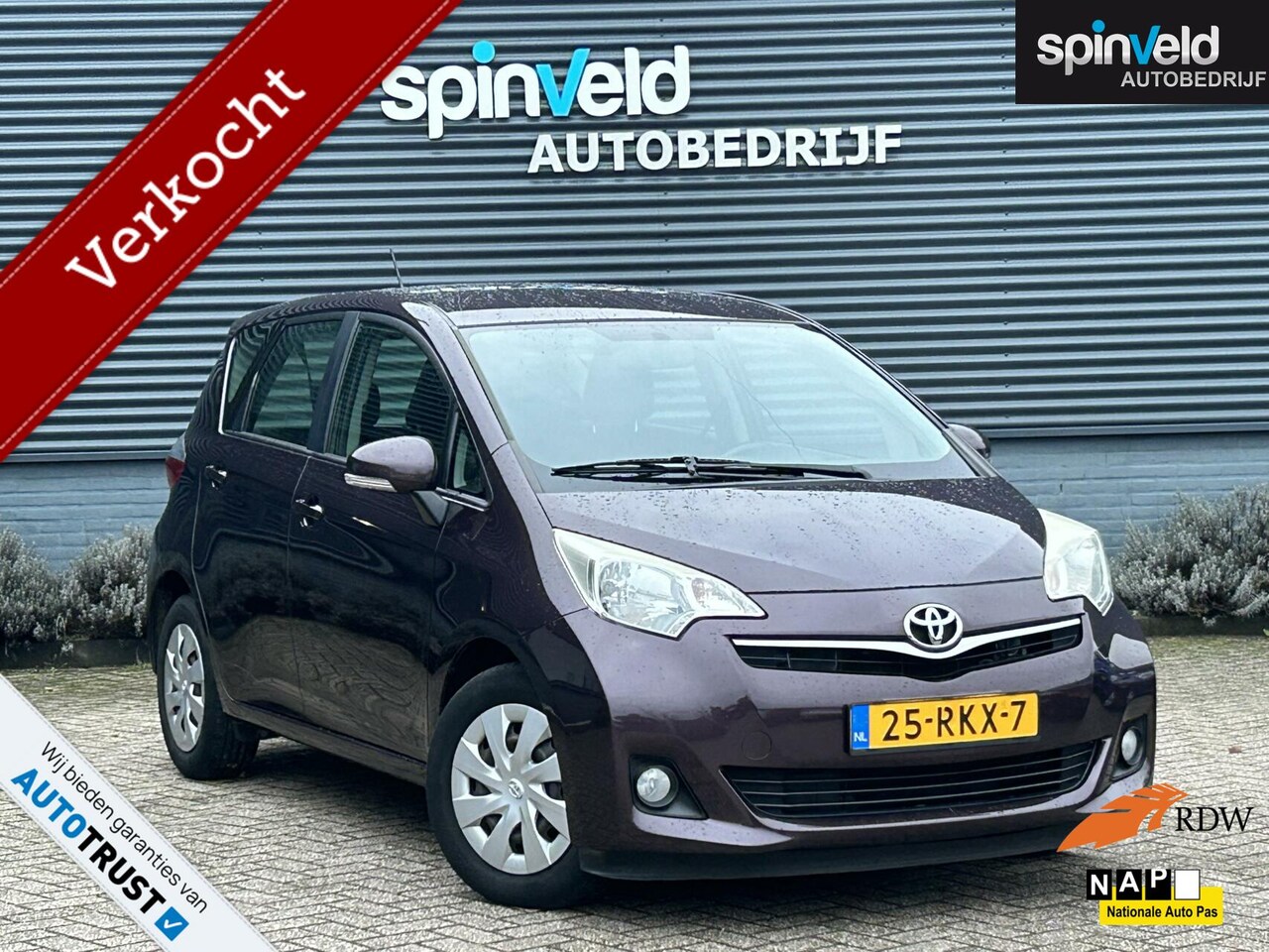 Toyota Verso S - 1.3 VVT-i Aspiration BJ`11 NAP NL Navi Cam - AutoWereld.nl