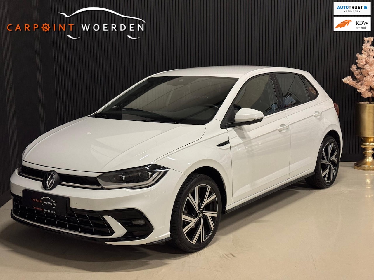 Volkswagen Polo - 1.0 TSI R-Line DSG | IQ LIGHT | NAVI | CARPLAY - AutoWereld.nl