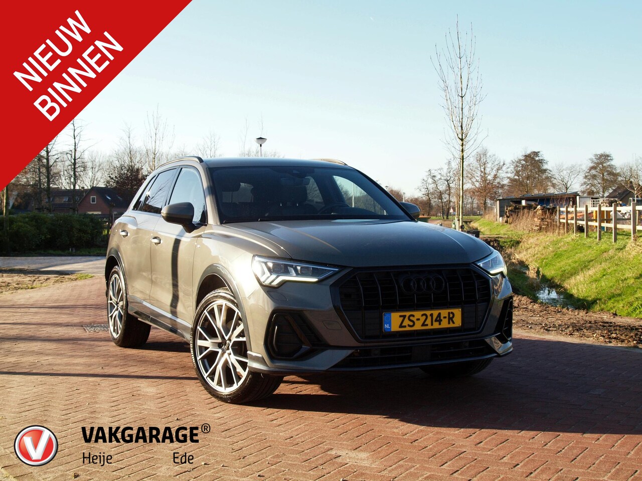 Audi Q3 - 35 TFSI S Line edition one | 2 X S-Line | Sfeerverlichting | Apple Carplay | Black Optic | - AutoWereld.nl