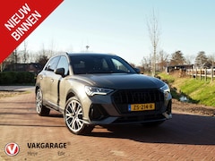 Audi Q3 - 35 TFSI S Line edition one | 2 X S-Line | Sfeerverlichting | Apple Carplay | Black Optic |