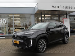 Toyota Yaris Cross - 1.5 HYBRID BUSINESS STUUR/WISSER/STOELVERW. LED DAB AD-CRUISE SENSOREN V+A PRIVACY GLASS K