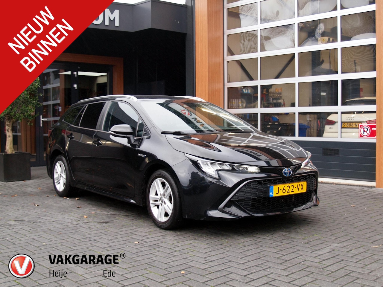 Toyota Corolla Touring Sports - 1.8 Hybrid Business | Camera | Cruise Control | DAB | - AutoWereld.nl