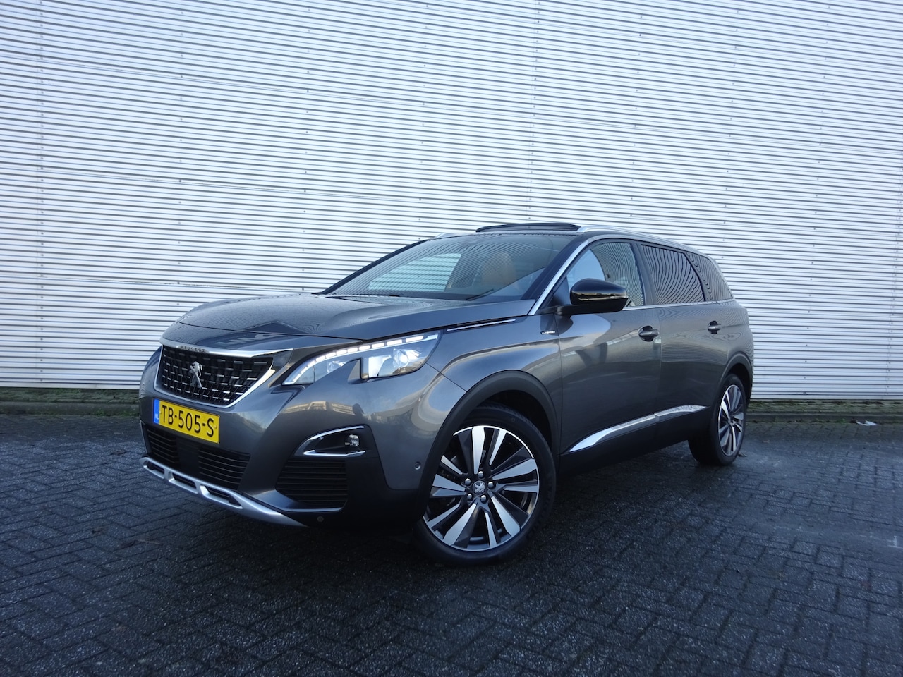 Peugeot 5008 - 1.2 PureTech Blue Lease GT-Line 7-persoons 1e Eigenaar / Climate / Navi / Camera / Parkeer - AutoWereld.nl