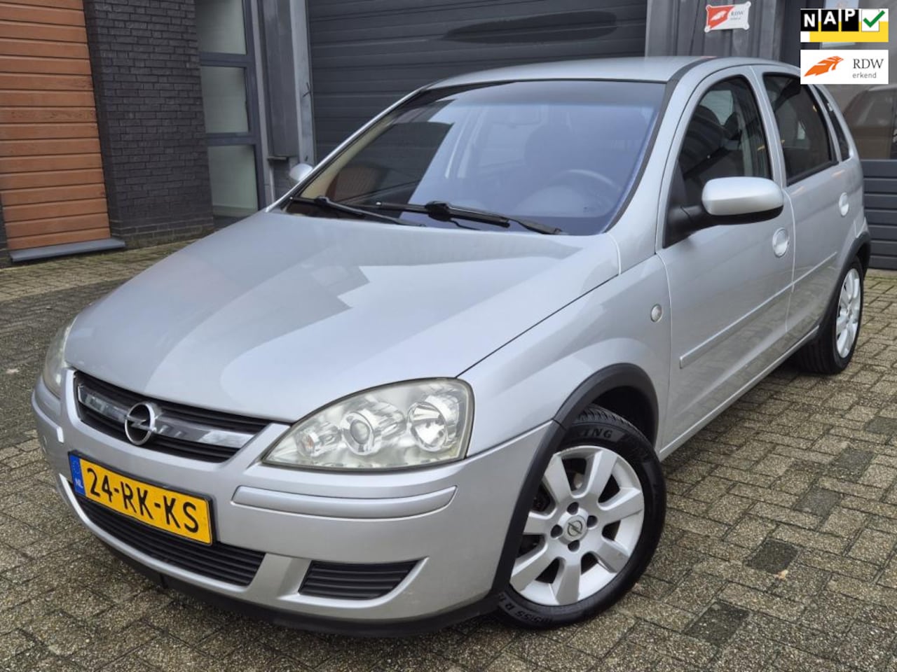 Opel Corsa - 1.2-16V Full Rhythm 5-Deurs/Airco/Nieuwe APK! - AutoWereld.nl