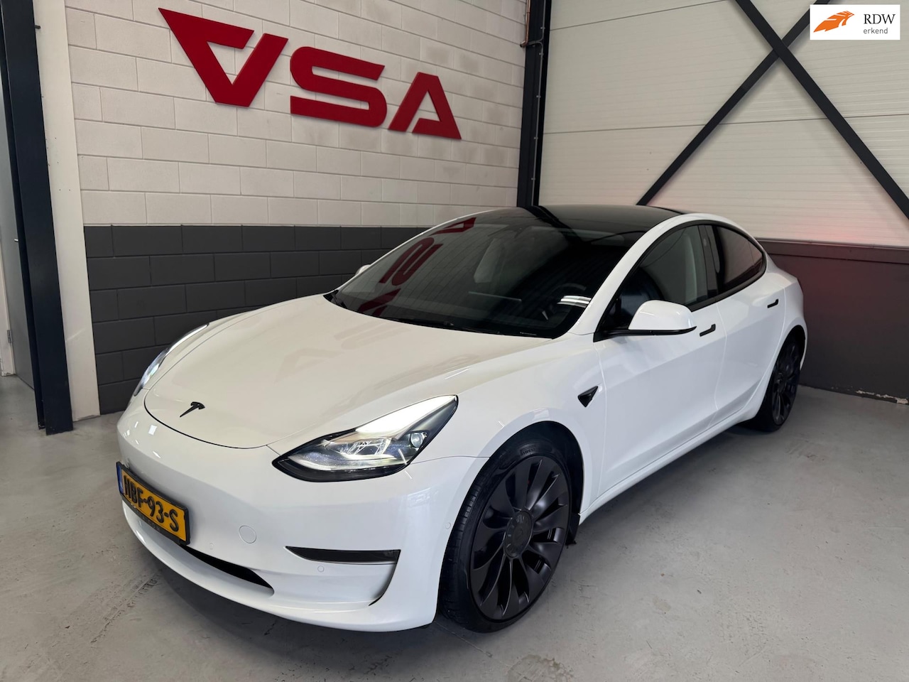 Tesla Model 3 - Performance AWD 75 kWh, Ryzen-chip, Carbon, 513Pk,full-option - AutoWereld.nl