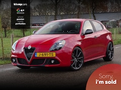 Alfa Romeo Giulietta - 1.4 Turbo Carbon Sprint | Raggazzon | H&S Corse 260PK | Nav | 19 inch TI en nog veel meer