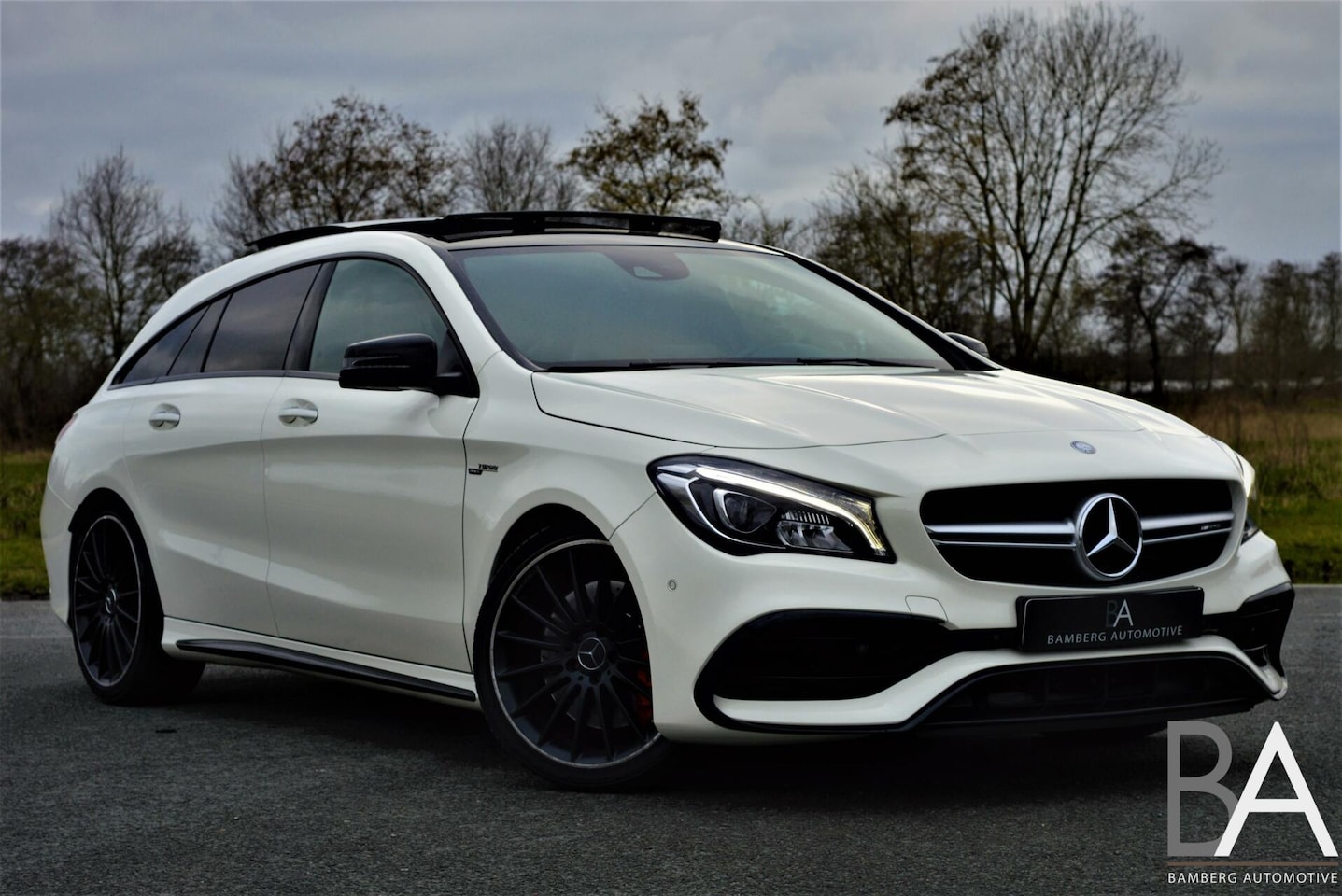 Mercedes-Benz CLA-klasse Shooting Brake - 45 AMG 4MATIC Business 45 AMG 4MATIC Business - AutoWereld.nl