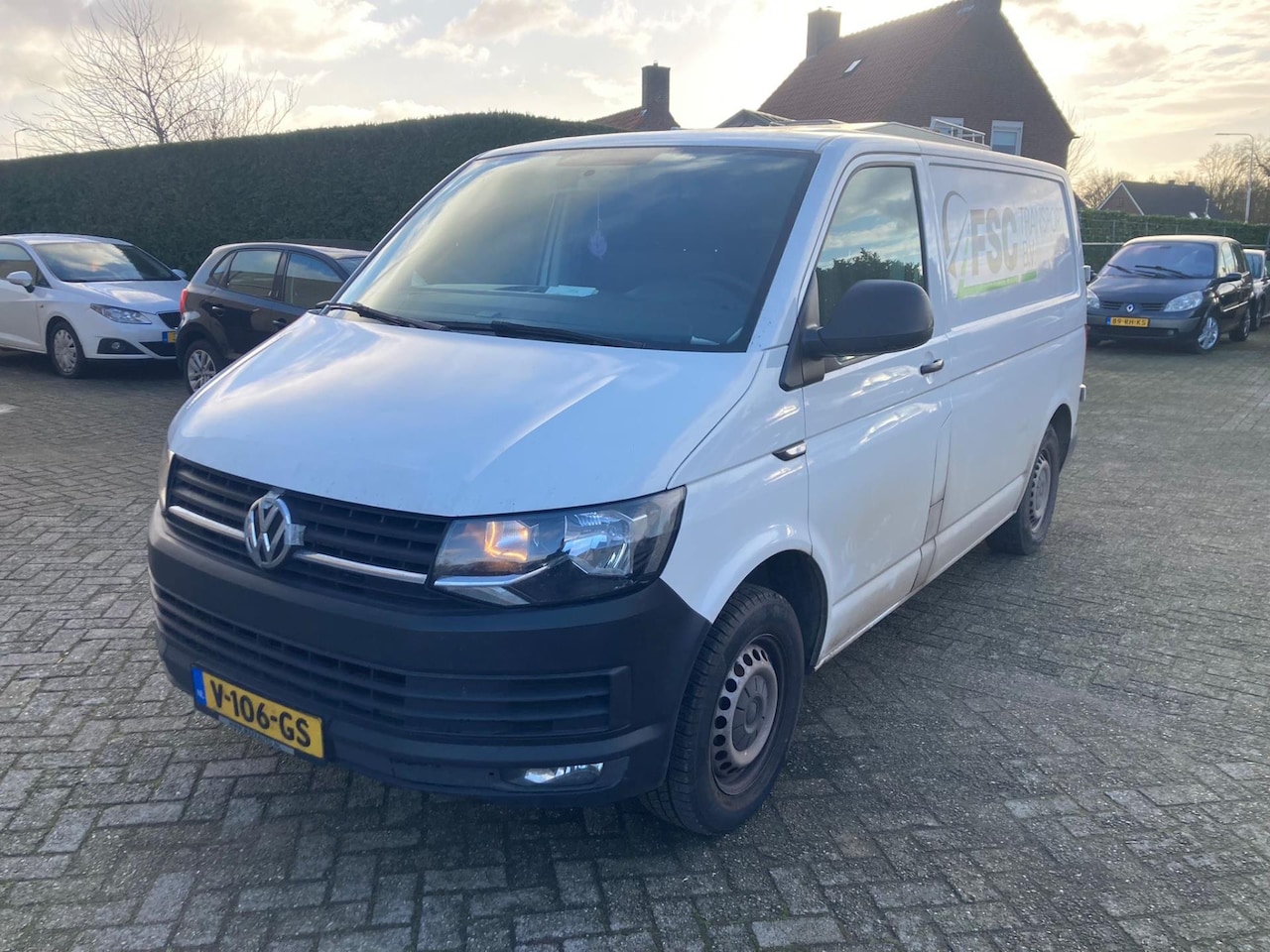 Volkswagen Transporter - 2.0 TDI L1H1 Highline MOTOR DEFECT - AutoWereld.nl