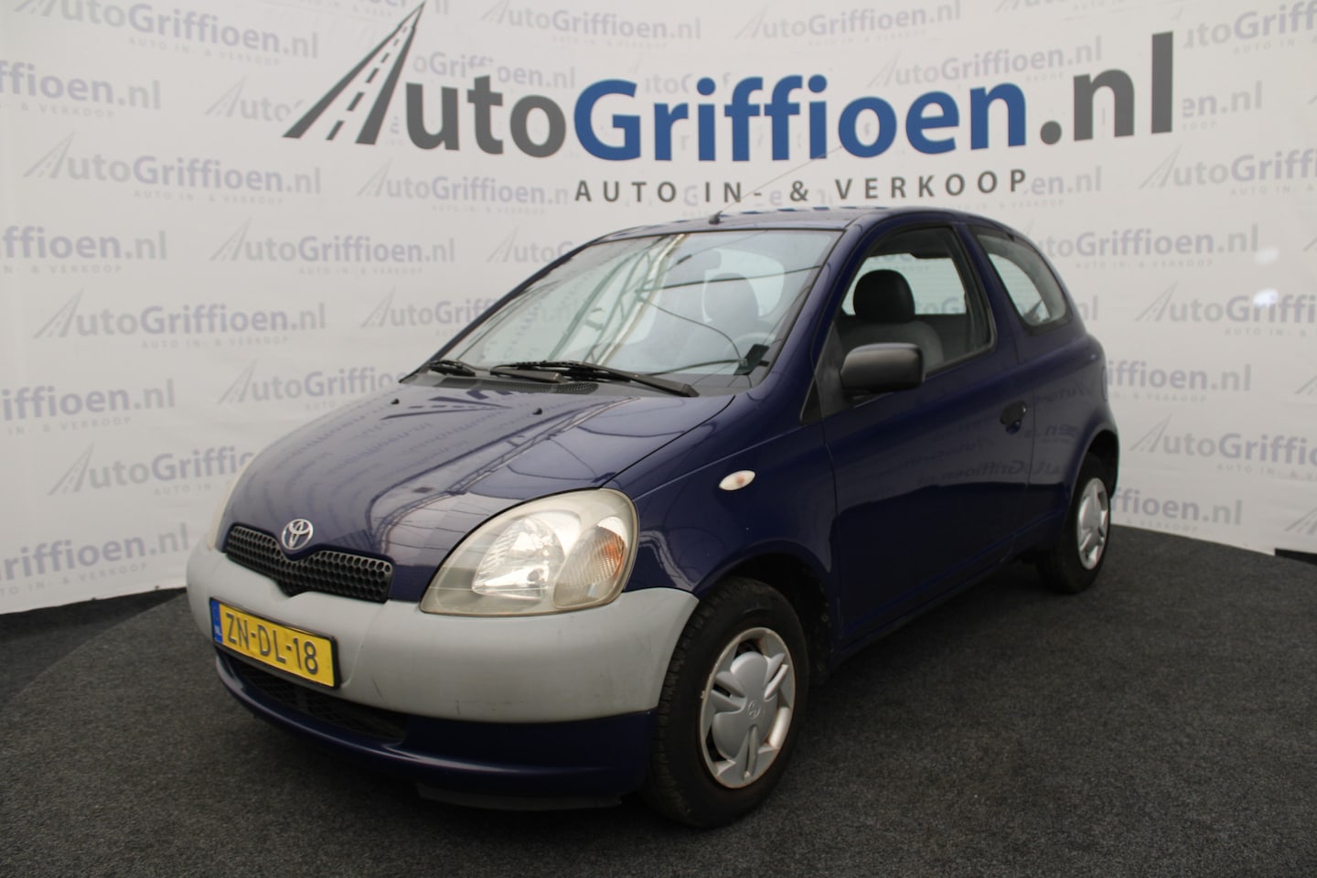 Toyota Yaris - 1.0-16V VVT-i 3-deurs hatchback - AutoWereld.nl