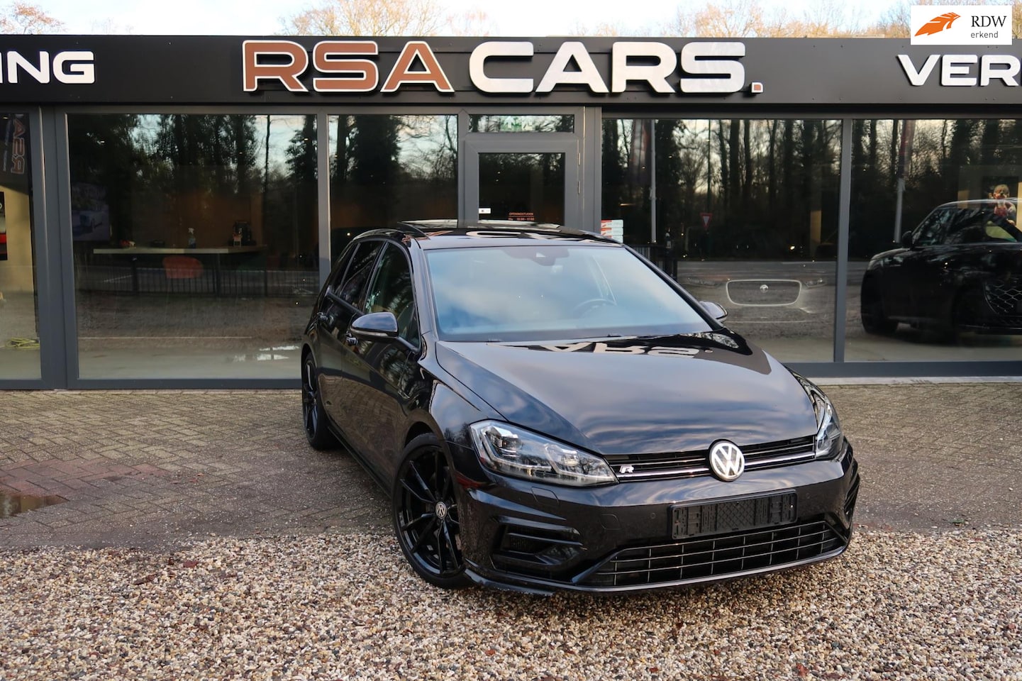 Volkswagen Golf - 2.0 TSI 4Motion R / Carbon / Full Option / Digital Dash / - AutoWereld.nl