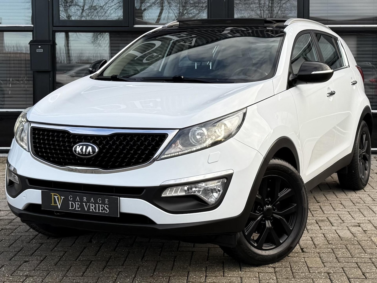 Kia Sportage - 1.6 GDI ExecutiveLine Panoramadak Navi Camera Garantie - AutoWereld.nl