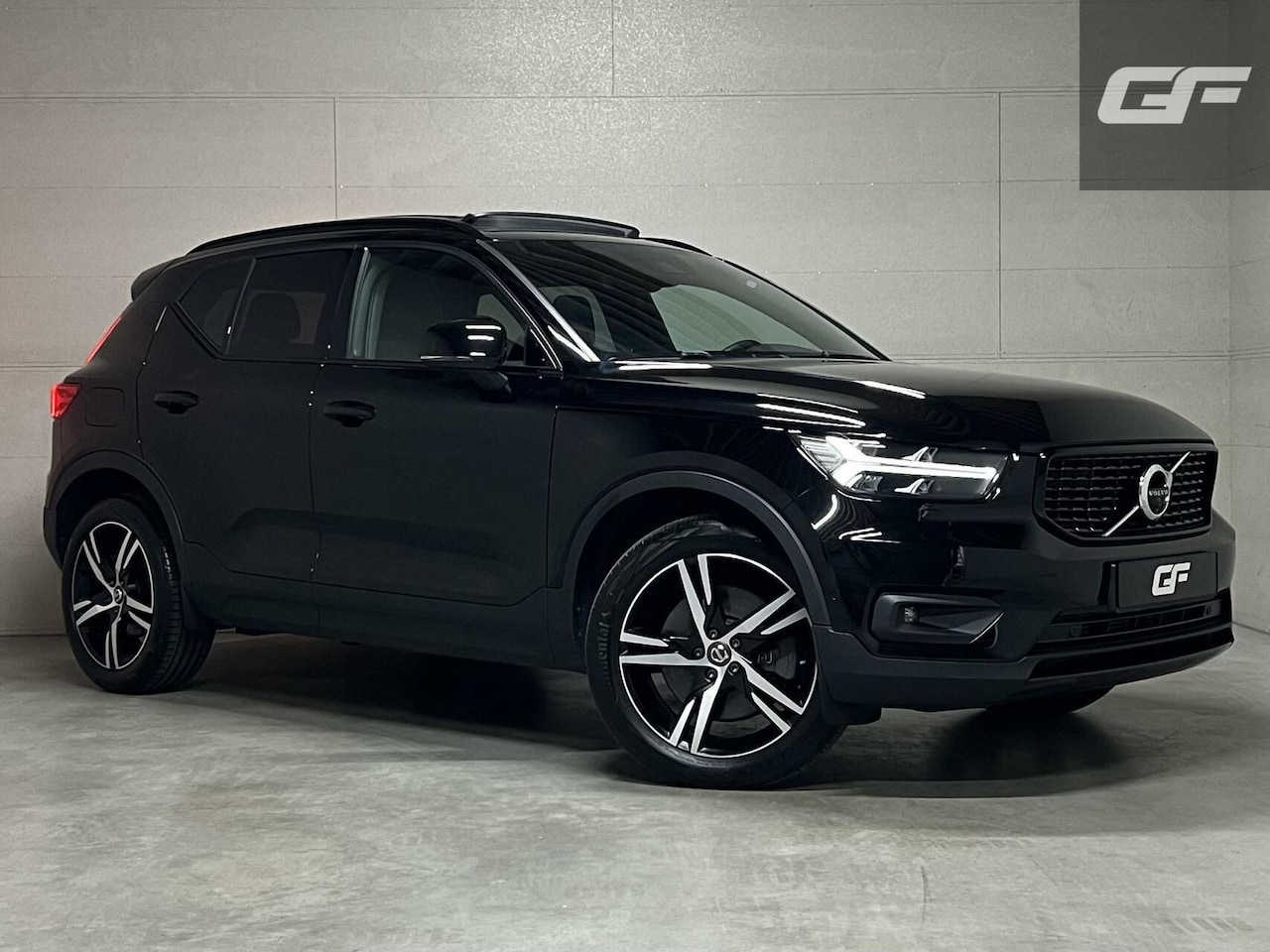 Volvo XC40 - 1.5 T3 R-Design Pano Camera Carplay Trekh. NAP - AutoWereld.nl