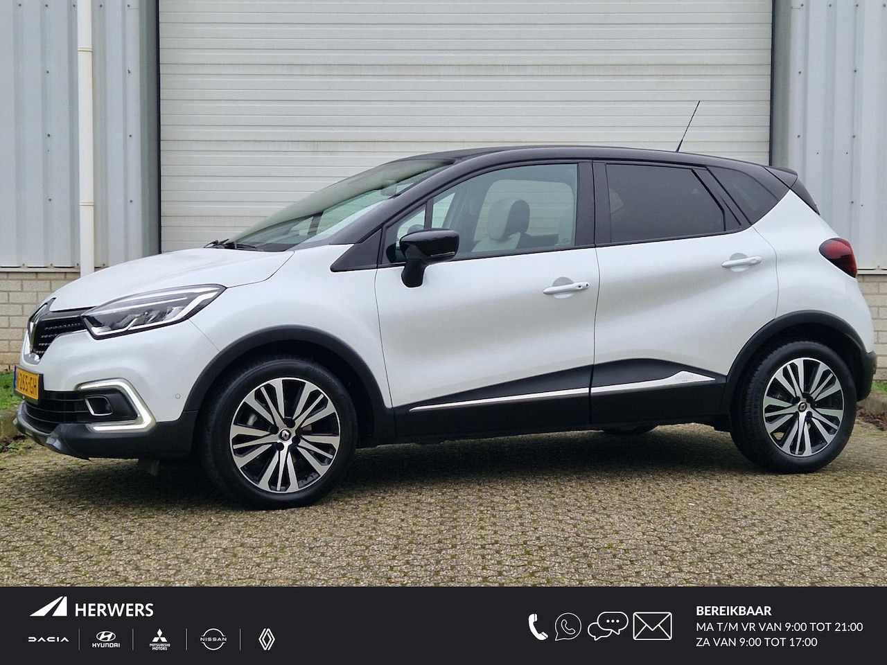 Renault Captur - 1.3 TCe Initiale Paris / Apple Carplay & Android / Bose Audio / Verwarmbare voorstoelen / - AutoWereld.nl