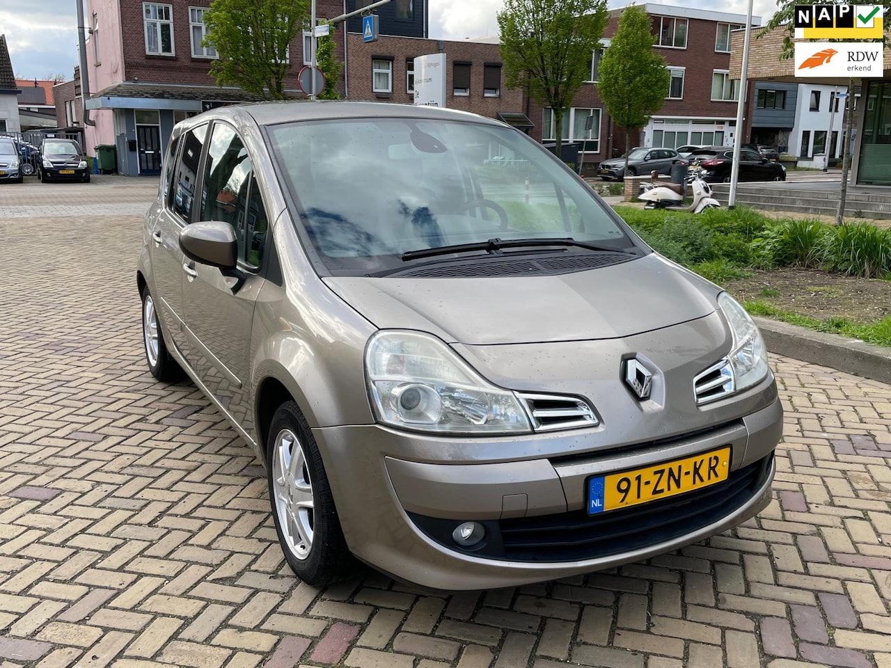 Renault Grand Modus - 1.2 TCE Dynamique 1.2 TCE Dynamique - AutoWereld.nl